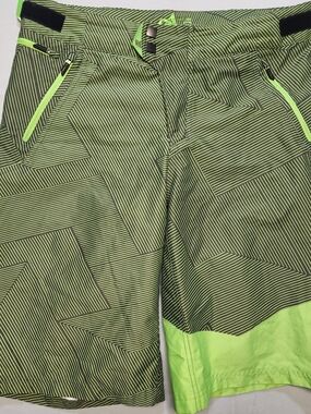 Royal Racing Cycling Cargo Shorts Mens Large Green Lined MTB Trail Bike Pockets